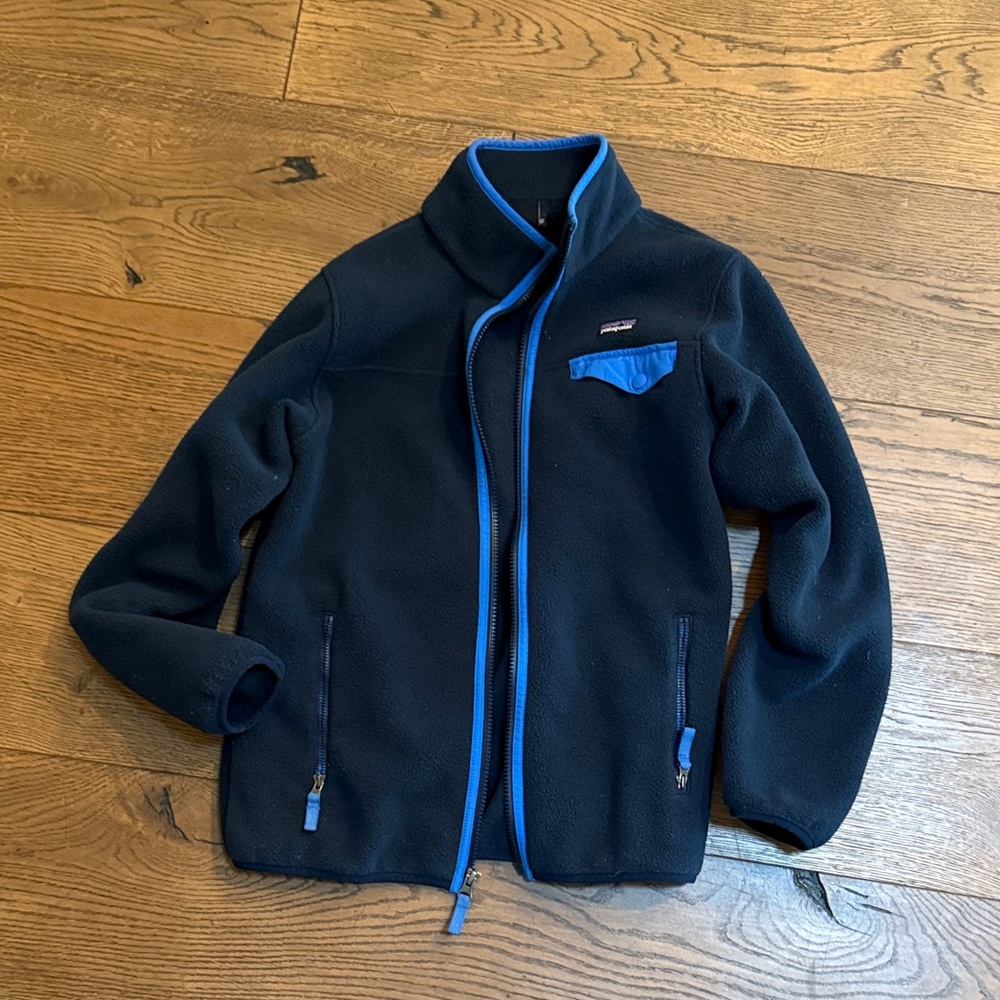 Patagonia Kids Black and Blue Fleece Jacket